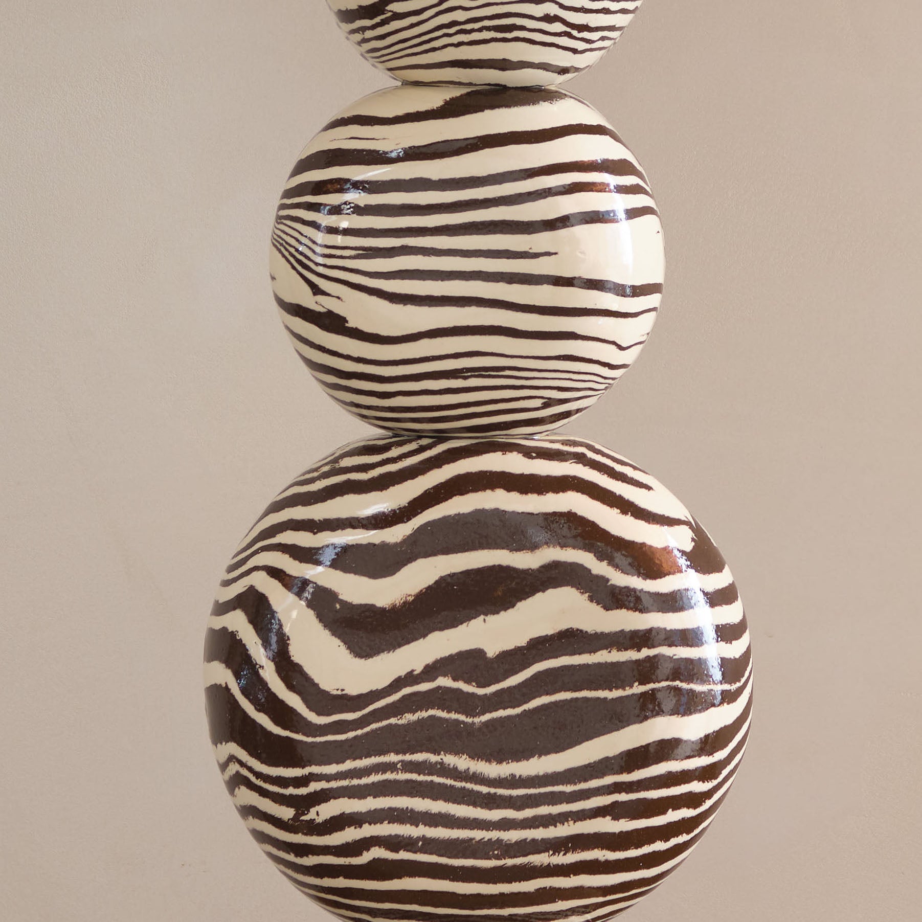 Brown & White Ceramic "TABLE" Table Lamp